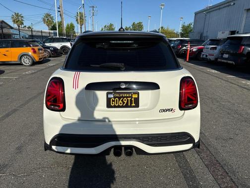 2023 MINI Hardtop Cooper S