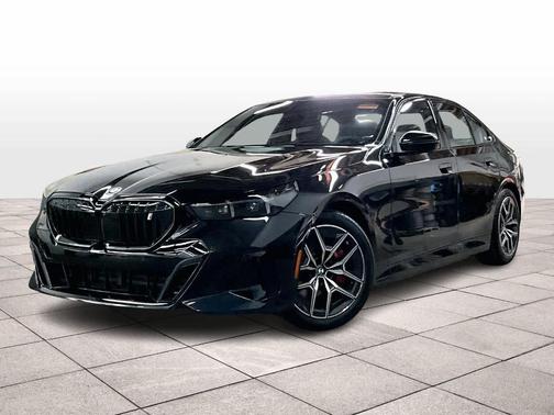 Black Sapphire Metallic 2026 BMW i5 xDrive40