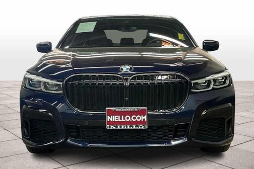 2022 BMW 750 i xDrive