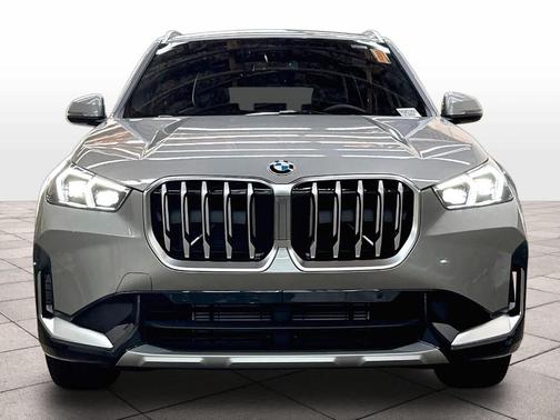 Space Silver 2026 BMW X1 xDrive28i