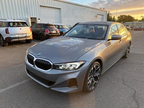 2025 BMW 330 i