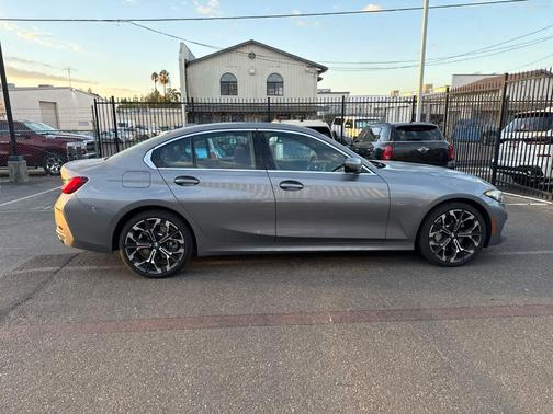 2025 BMW 330 i