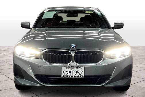 2025 BMW 330 i
