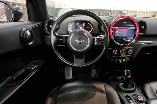 2022 MINI Countryman Oxford Edition