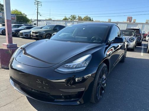 2019 Tesla Model 3 Mid Range