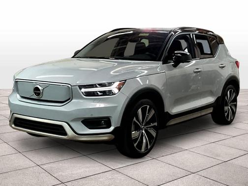 2021 Volvo XC40 Recharge Pure Electric P8