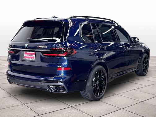 Tanzanite Blue II Metallic 2027 BMW X7 M60i