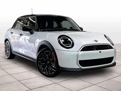 White Metallic 2026 MINI Hardtop S