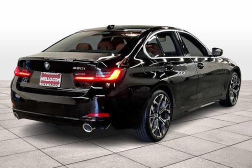 2025 BMW 330 i