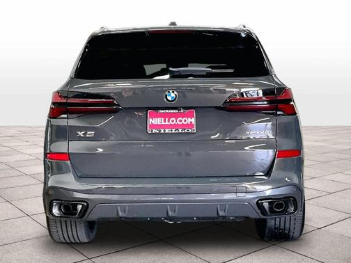 Gray Metallic 2026 BMW X5 xDrive40i