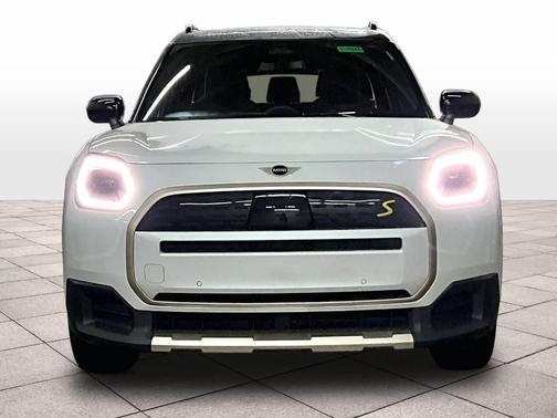 2025 MINI Countryman Base