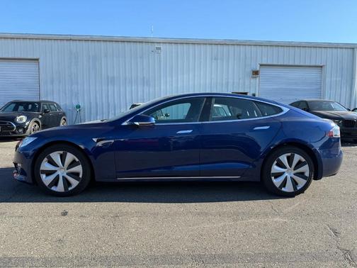 2021 Tesla Model S Long Range
