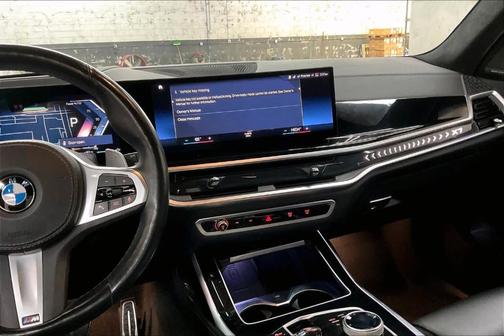 2023 BMW X7 xDrive40i