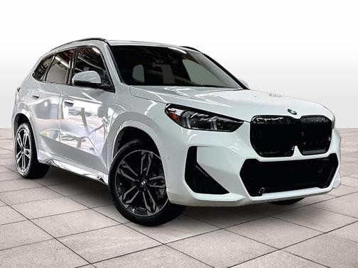 Alpine White 2026 BMW X1 xDrive28i