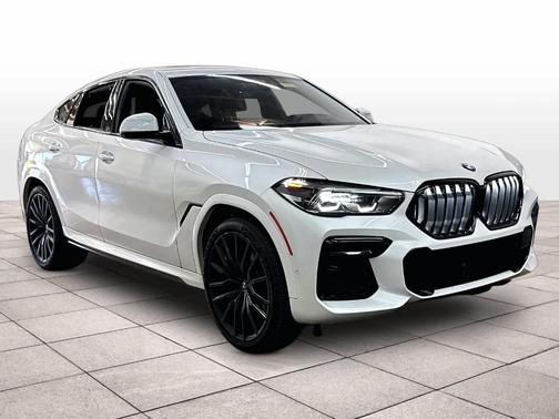 Mineral White Metallic 2022 BMW X6 xDrive40i
