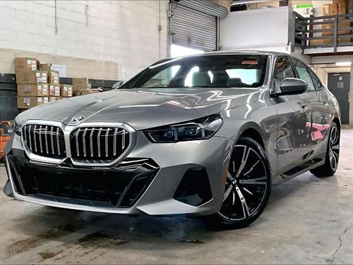 Gray Metallic 2026 BMW 530 i