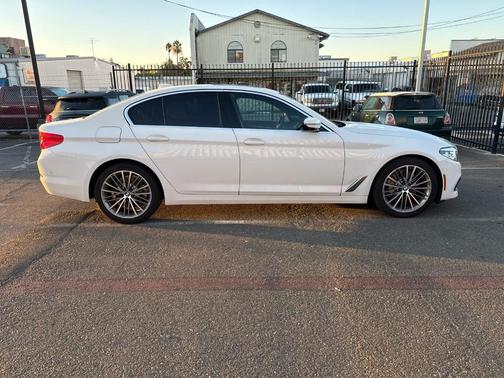 2019 BMW 530 i