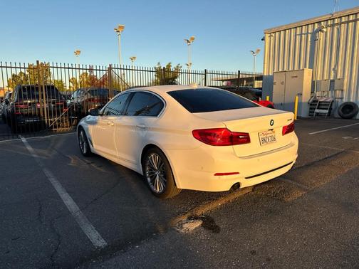 2019 BMW 530 i