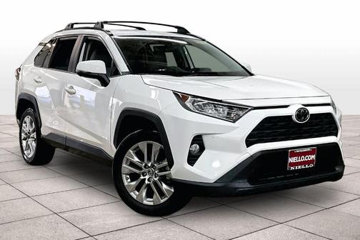2019 Toyota RAV4 XLE Premium