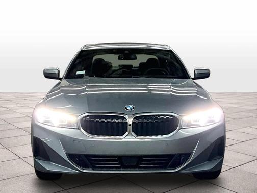 2025 BMW 330 i