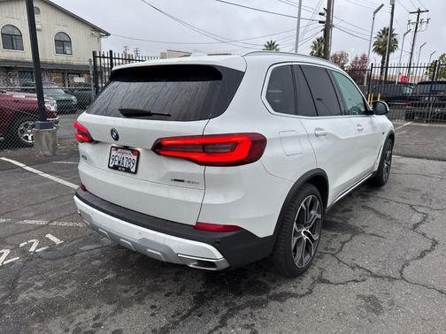2023 BMW X5 PHEV xDrive45e