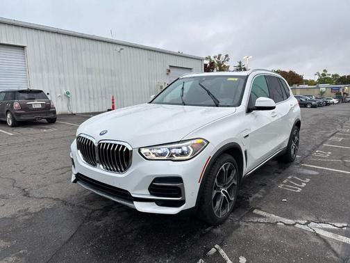 2023 BMW X5 PHEV xDrive45e