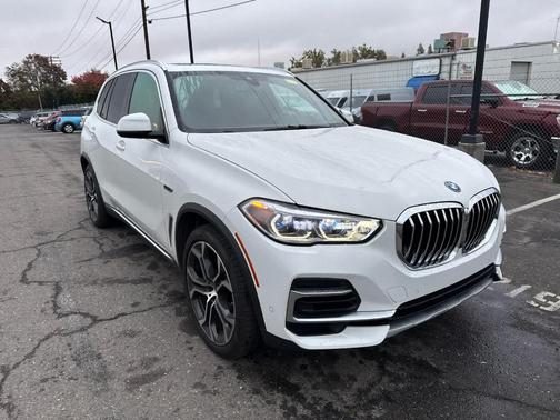 2023 BMW X5 PHEV xDrive45e