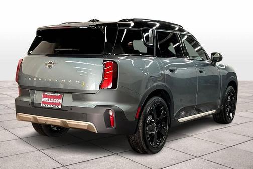 2025 MINI Countryman Base