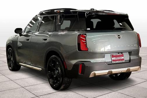 2025 MINI Countryman Base