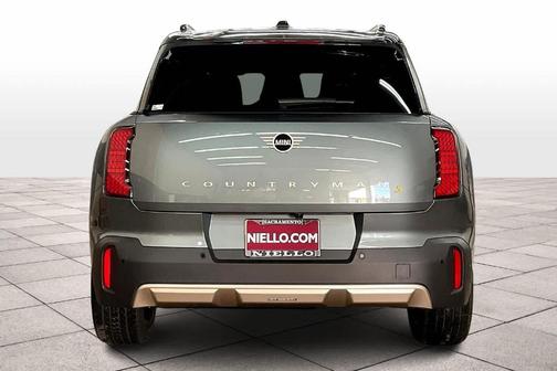 2025 MINI Countryman Base