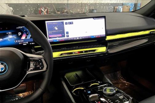 2025 BMW i5 eDrive40