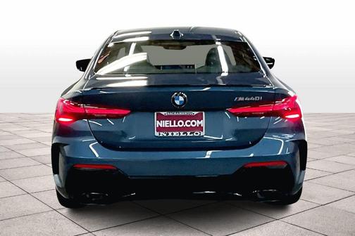 2026 BMW M440 i