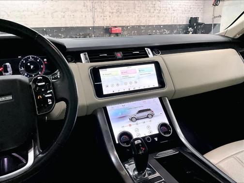 Yulong White 2019 Land Rover Range Rover Sport HSE Td6