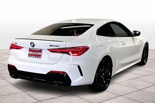 2026 BMW M440 i xDrive