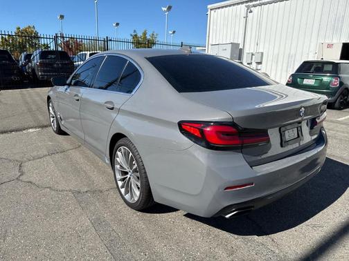 2021 BMW 530e 530e