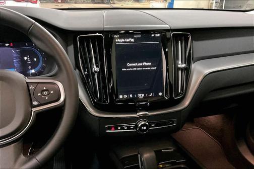 2025 Volvo XC60 B5 Core