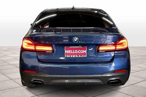 2022 BMW 540 i