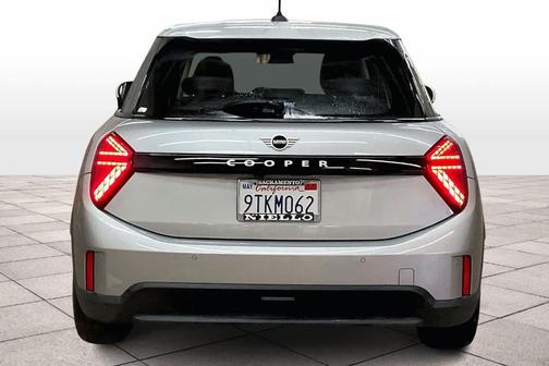 2025 MINI Hardtop Cooper