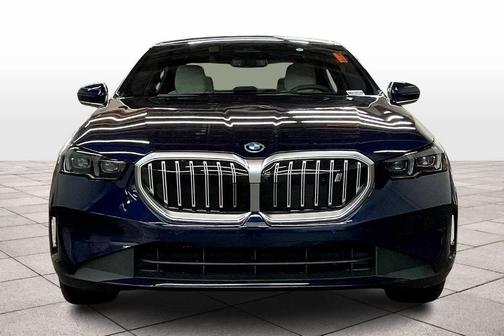 2026 BMW i5 eDrive40