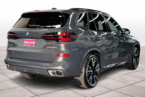 2026 BMW X5 M60i