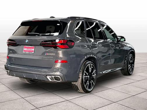 2026 BMW X5 M60i