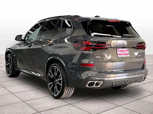2026 BMW X5 M60i