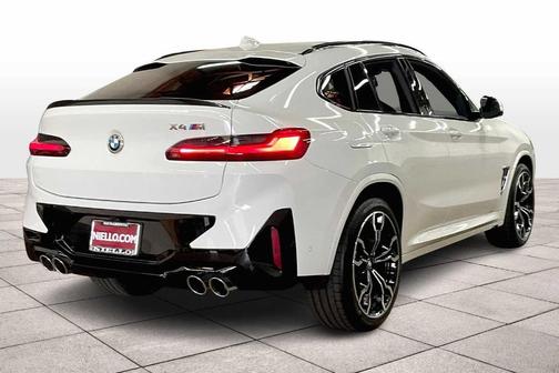 2025 BMW X4 M AWD