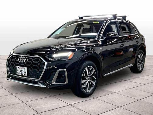 Mythos Black Metallic 2023 Audi Q5 45 S line Premium Plus