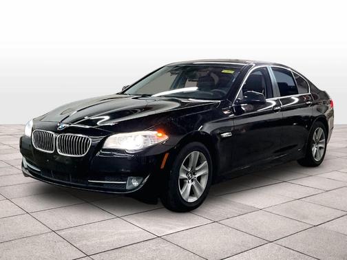 Black Sapphire Metallic 2013 BMW 528 i xDrive