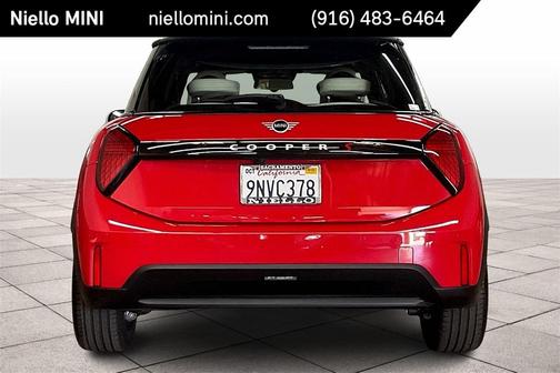 2025 MINI Hardtop ICONIC