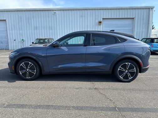 2021 Ford Mustang Mach-E Select