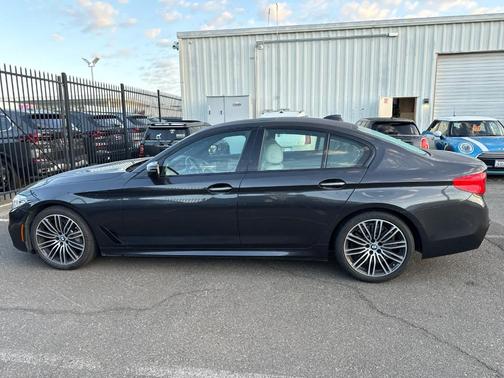 2017 BMW 540 i