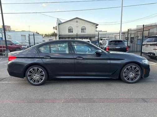 2017 BMW 540 i