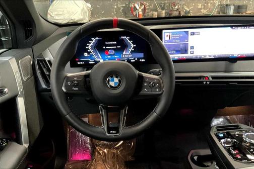2025 BMW iX M60
